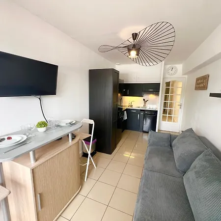 Le Rivage, Balcon & Wifi En Centre-ville, Royan