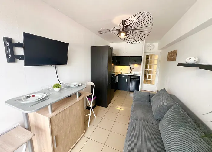 Le Rivage, Balcon & Wifi En Centre-ville, Royan